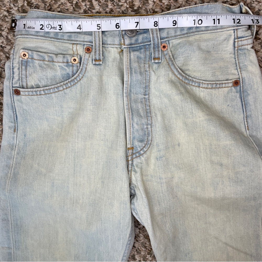 Vintage 2001 European Button Fly Levi’s 501 - Light Blue Bleach Wash - Picture 9 of 13
